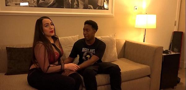  Kimberly Chi and Alycia Star give Jack Blaque a AVN surprise